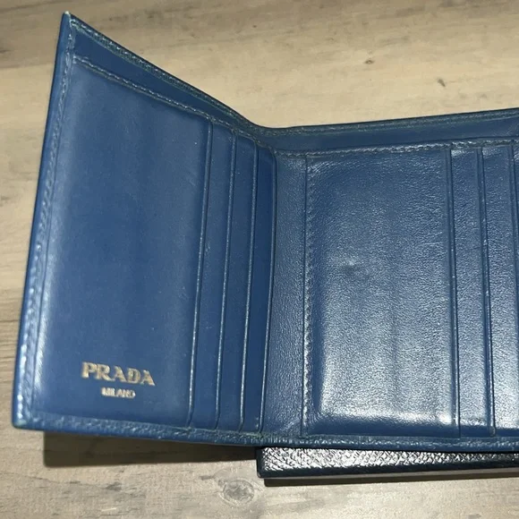 PRADA Blue Vittello Move Leather Trifold Wallet - Picture 10 of 16